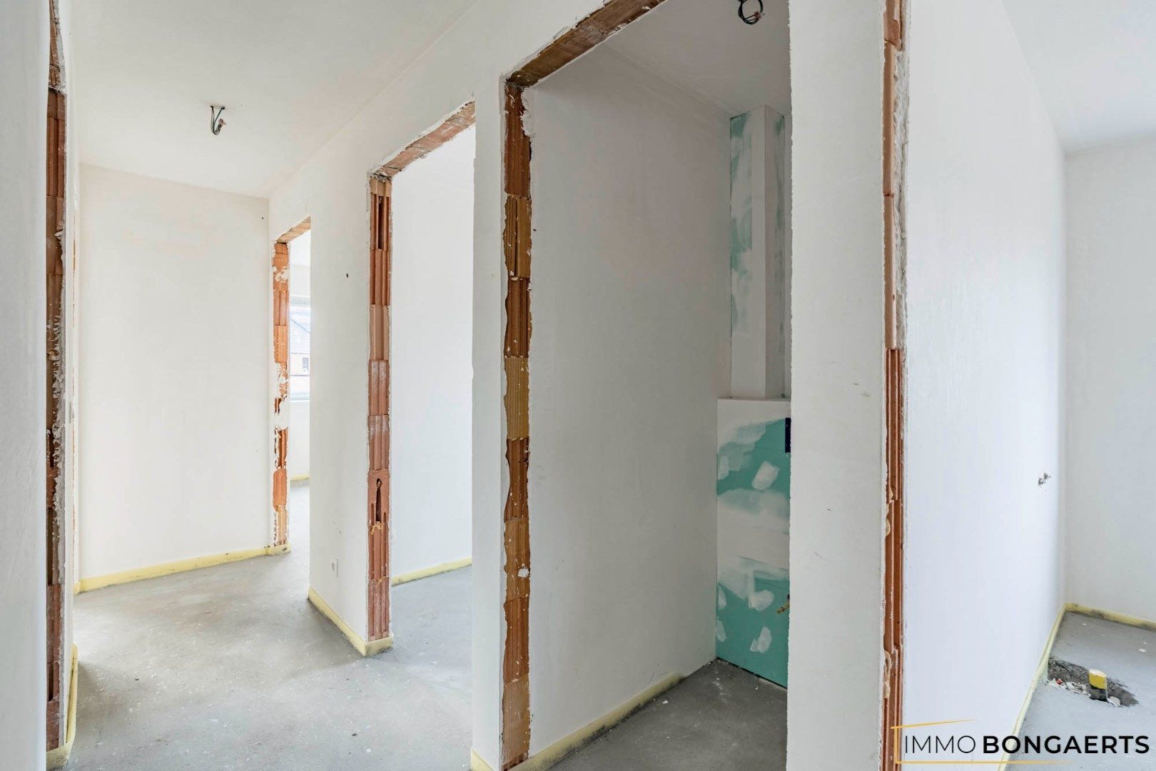 Moderne woning met drie slaapkamers  foto 14
