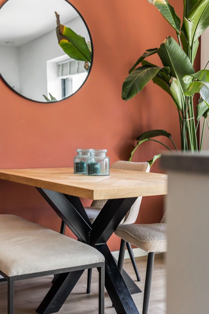 Compleet appartement met 2 slaapkamers, terras, kelder en parking vlakbij het Eilandje! foto 3