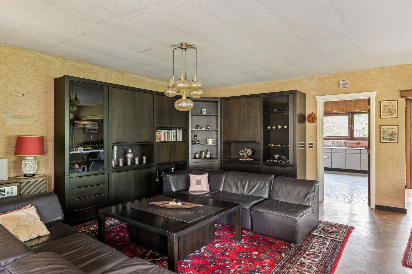 SEVENTIES BUNGALOW OP PERCEEL 46 A 48 CA MET POTENTIËLE BOUWGROND foto 12