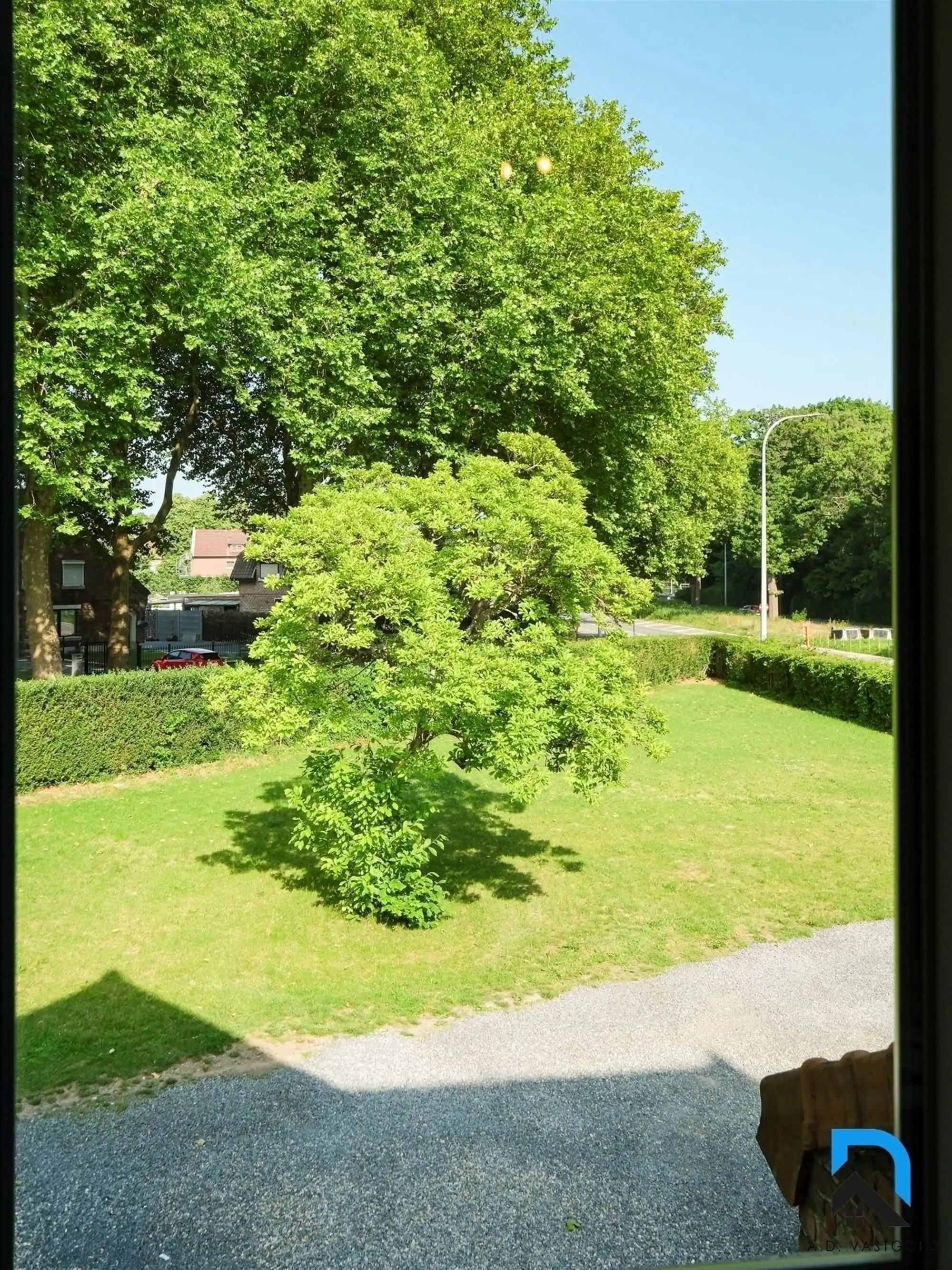 Woning met 5 slaapkamers op riant hoekperceel foto 23