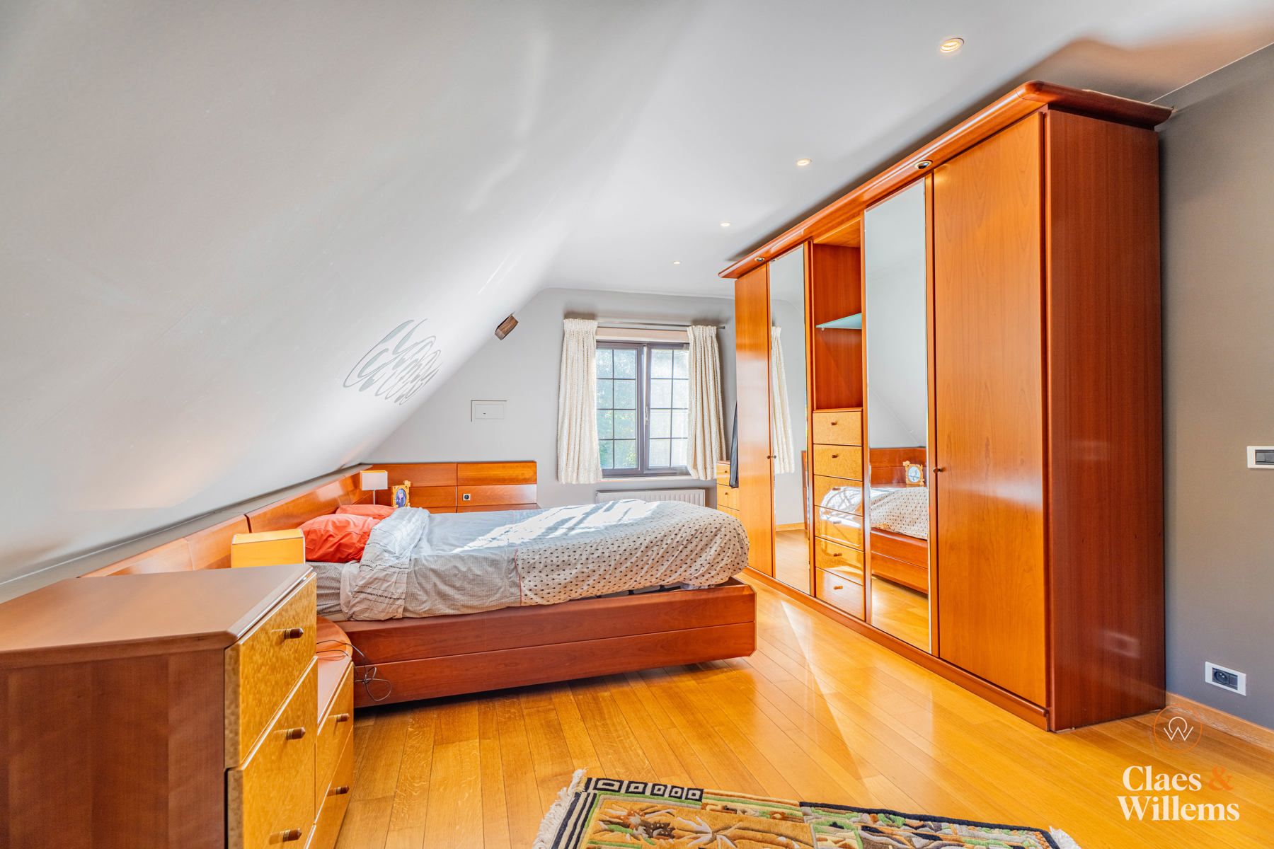 Ruime gezinswoning met praktijk- of kantoorruimte foto 21