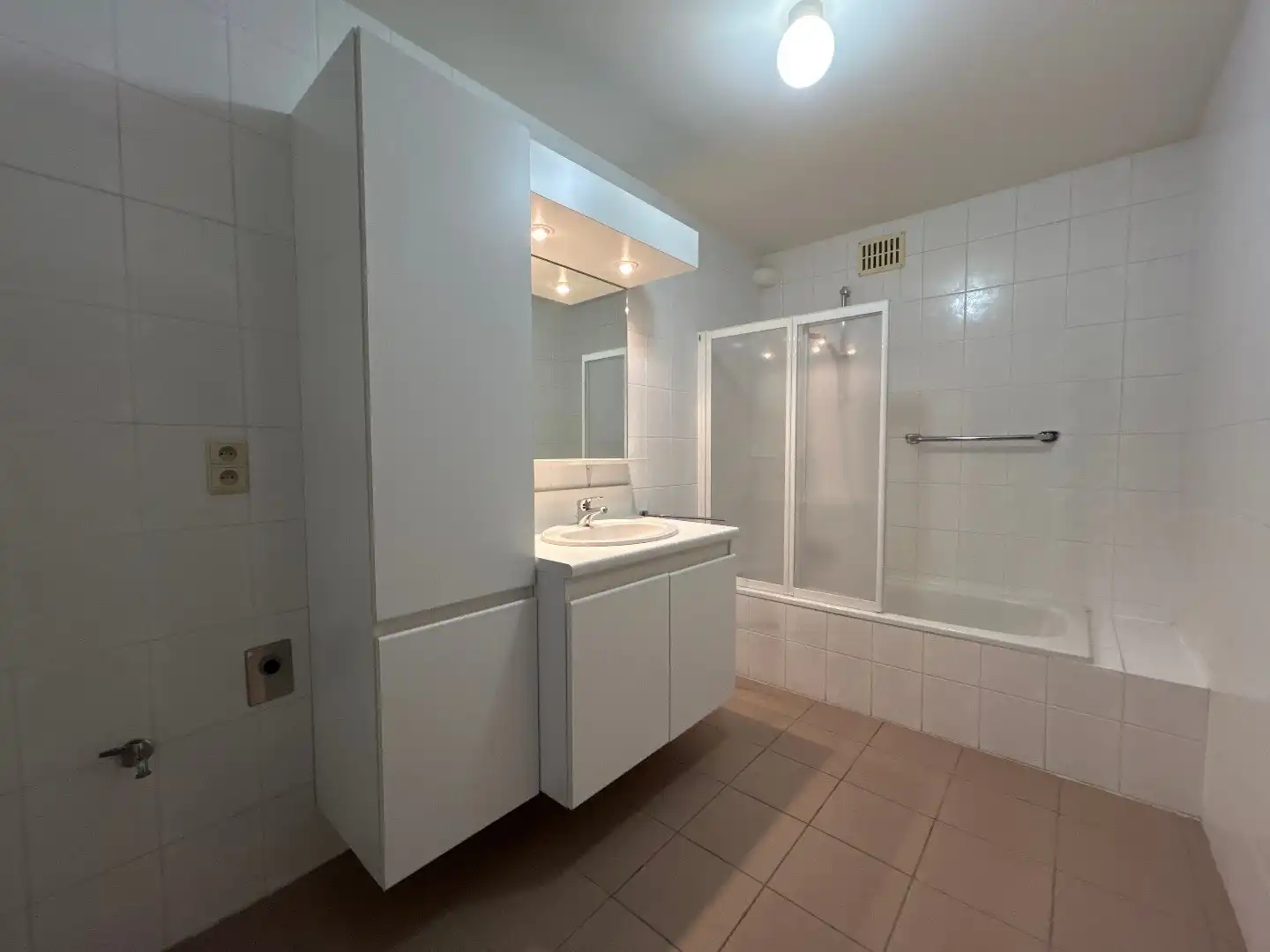 Ruim en lichtrijk dakappartement in Wespelaar centrum foto 16