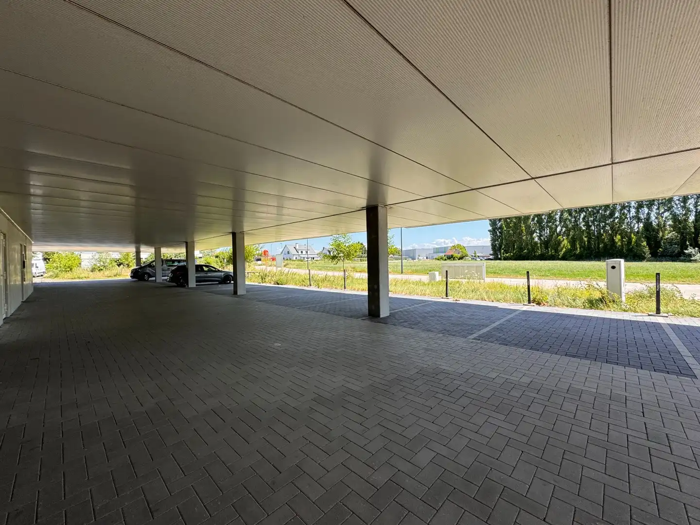 Nieuwe kantoorruimte van 177 m² in Blankenberge foto 13