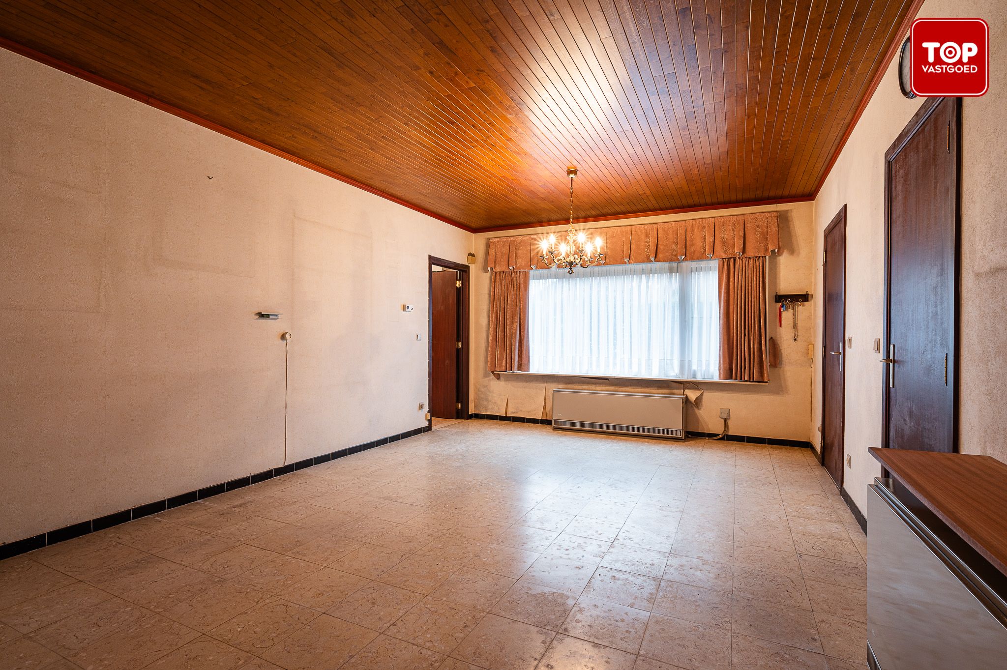 Te renoveren woning in een rustige wijk foto 5