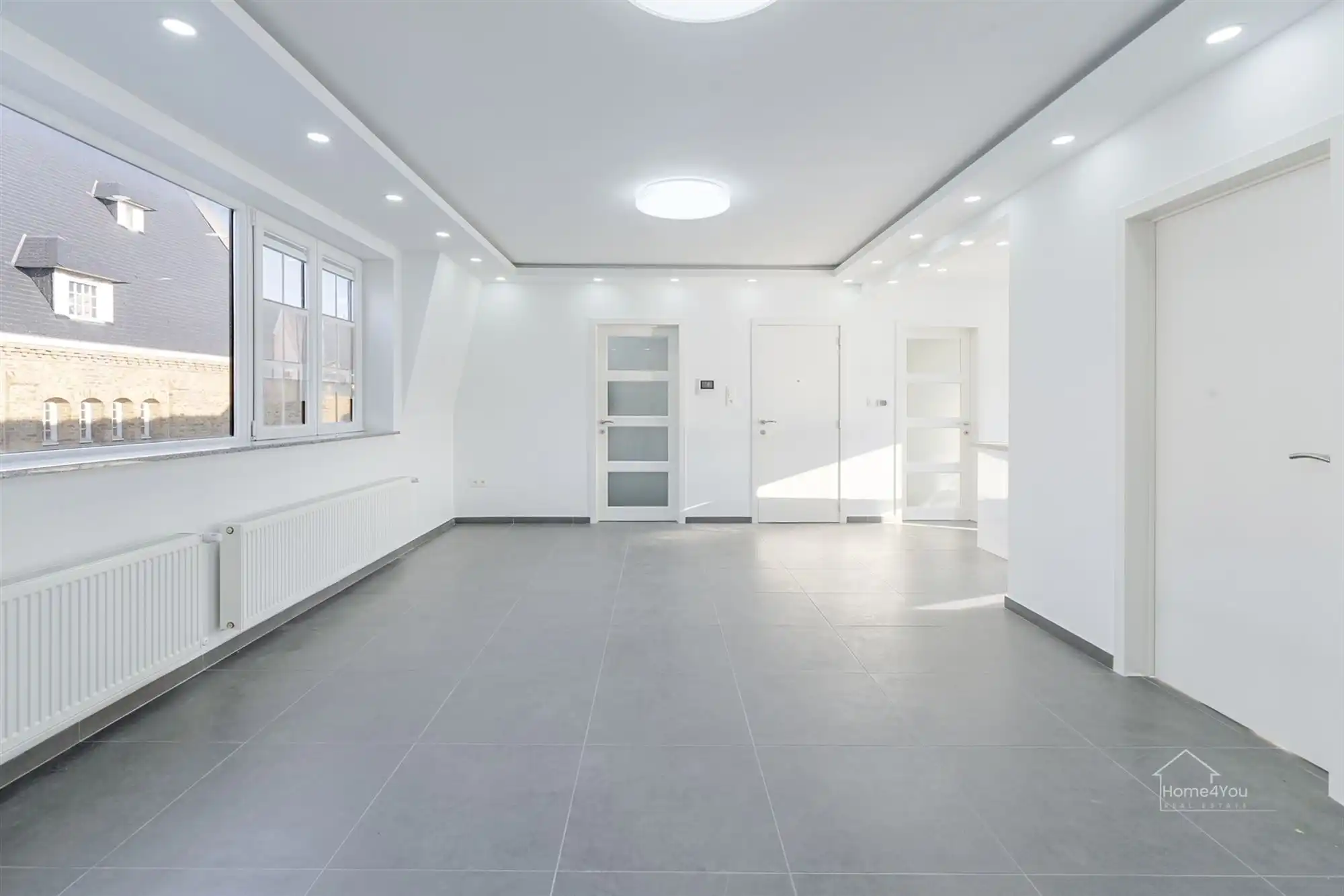 Ruim duplexappartement 4 slaapkamers 2 badkamers!  foto 7