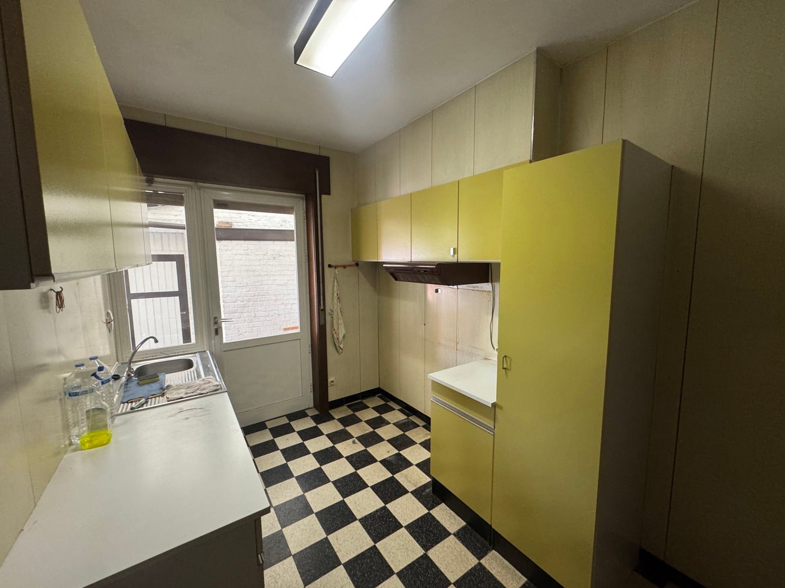 OPTIE Rustig gelegen woning met 3 slaapkamers, tuin en staanplaats foto 9