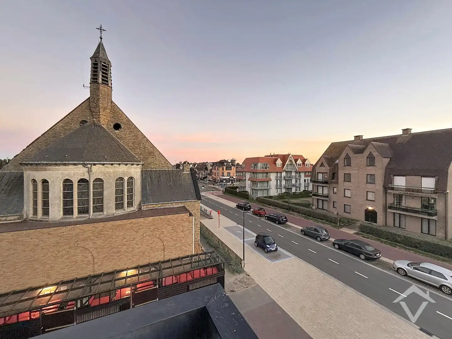 Verzorgd 2-slpk-app. nabij St-Idesbald + zonnig terras met lateraal zeezicht  foto 15