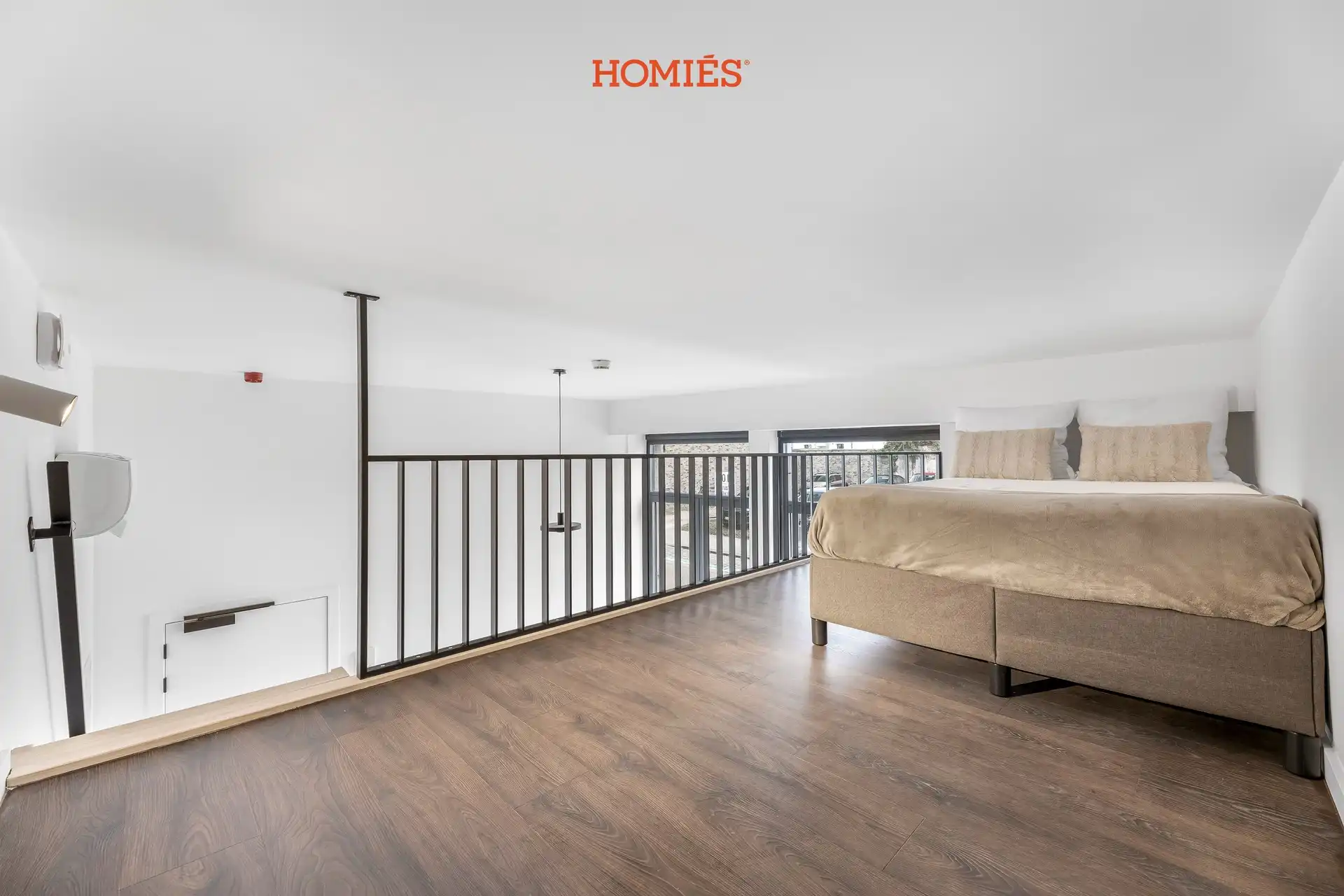 High-end studio (Label A) met mezzanine foto 9