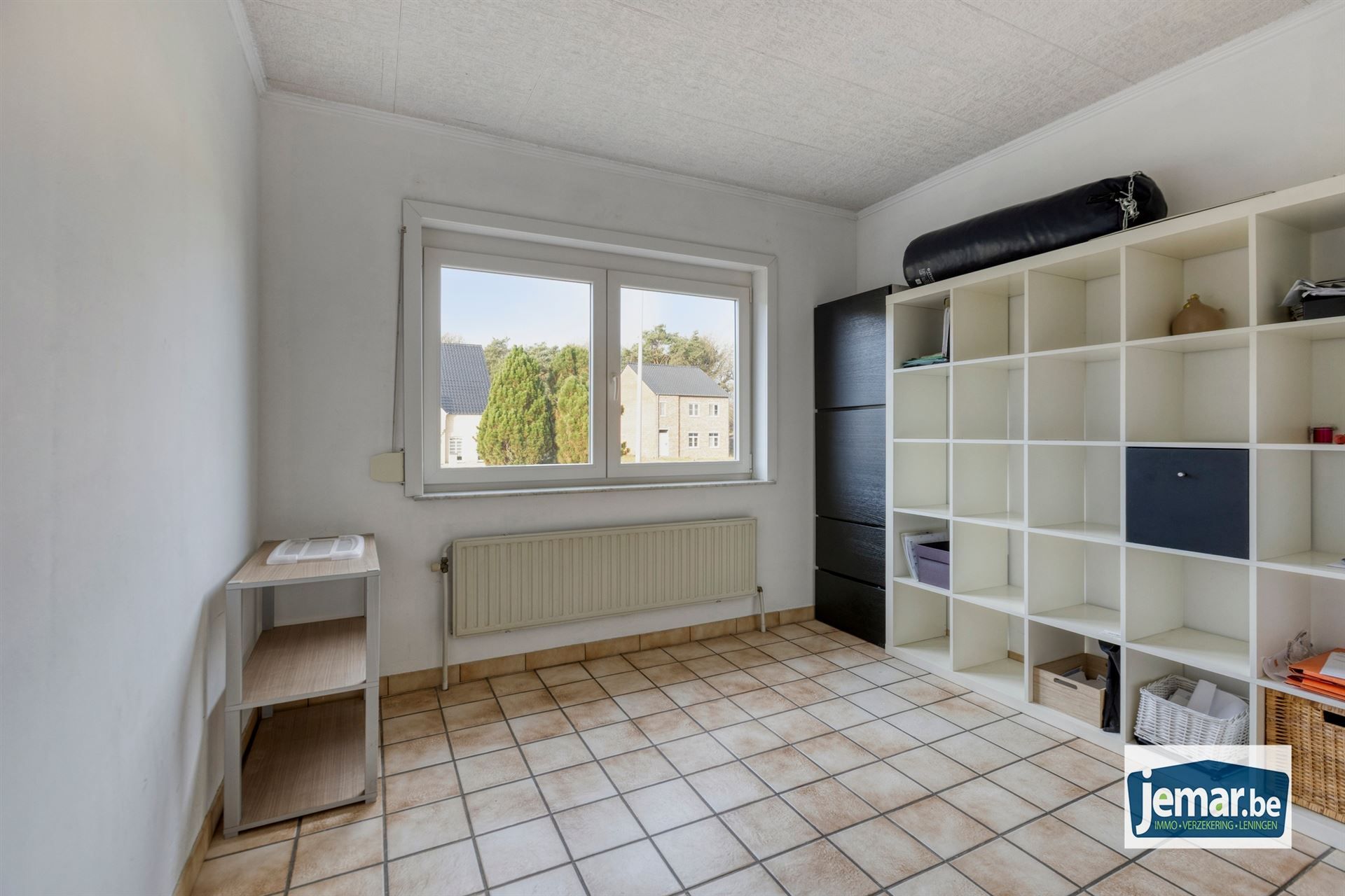 Vrijstaande bungalow woning met 3 slaapkamers en inpandige garage  foto 15