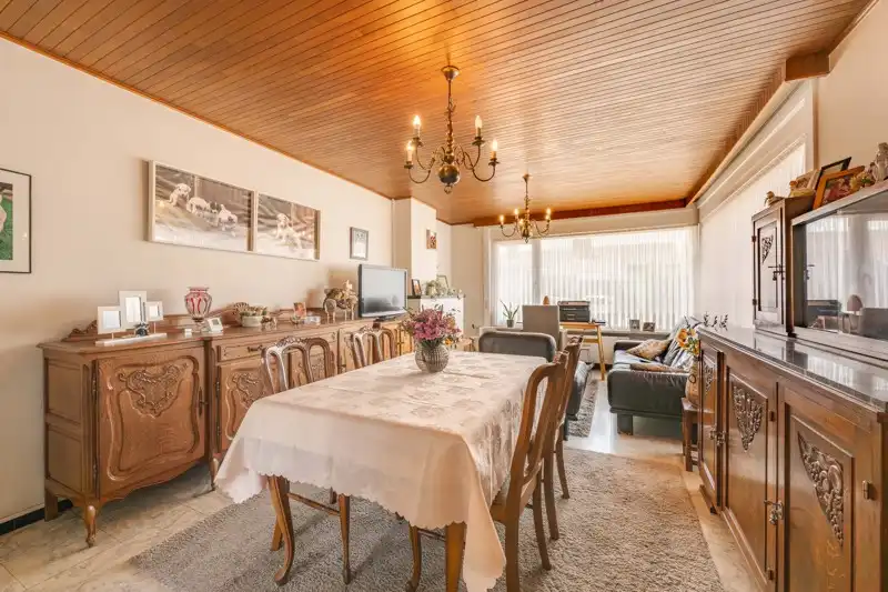 🏡 Ideale charmante energiezuinige starterswoning met 3 slaapkamers, tuin en garage rustig gelegen in het centrum van Wielsbeke foto 4