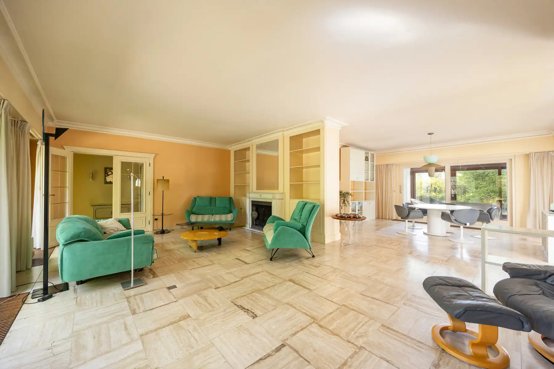 Ruime te renoveren  gelijkvloerse villa met vrij uitzicht foto 7
