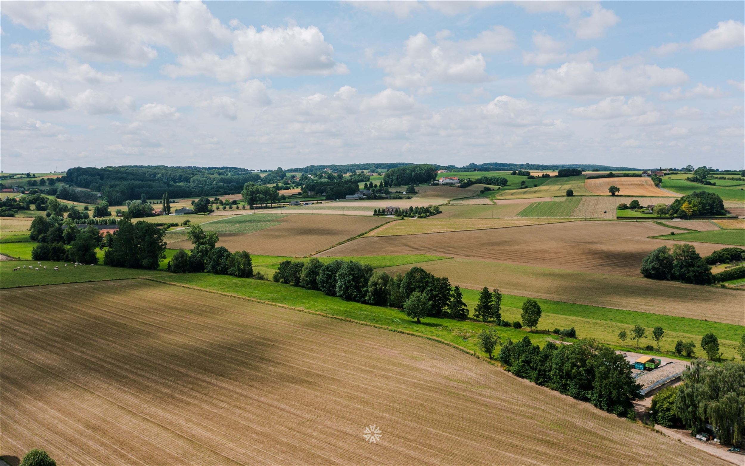 Uniek gelegen landhuis met adembenemend zicht foto 25