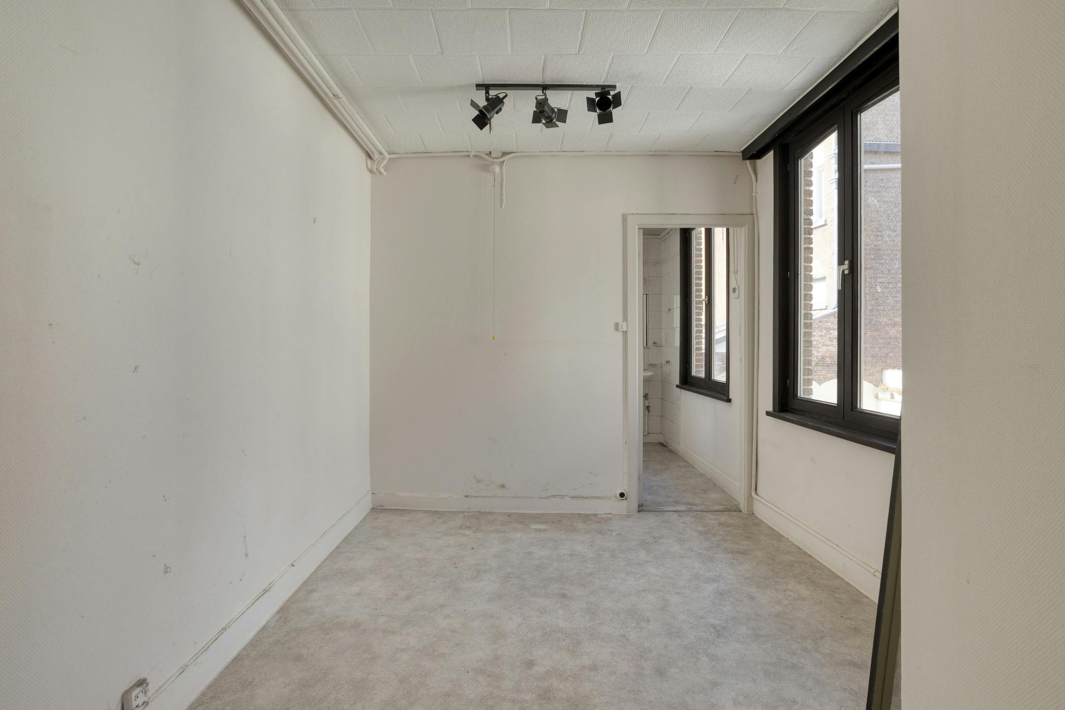 Charmant huis te koop in Sint-Clarastraat Brugge foto 8