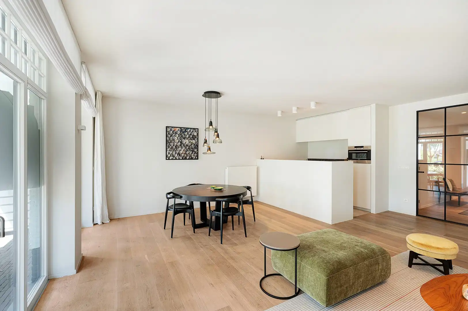 Uitzonderlijk tuinappartement met frontaal zicht op het Duinenwatermeer. foto 7