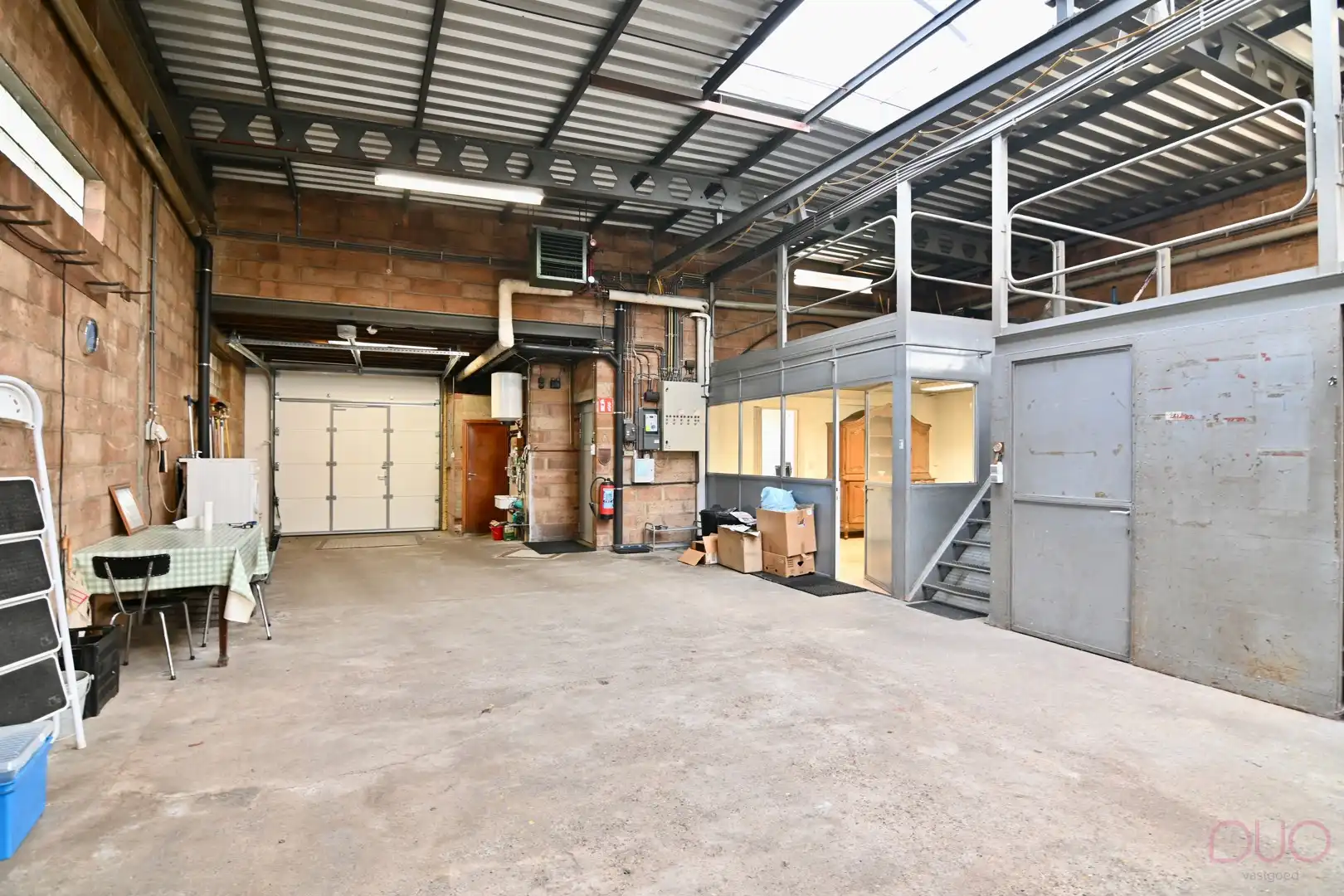 Kwalitatieve woning met multifunctionele loods in het centrum van Heers – ideaal voor zelfstandigen foto 26