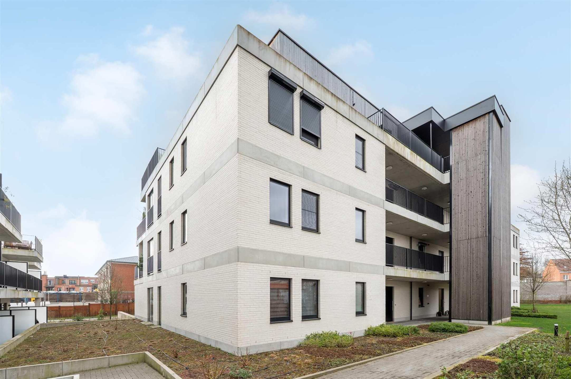 Ruim & modern appartement met groot terras in Steendorp foto 10
