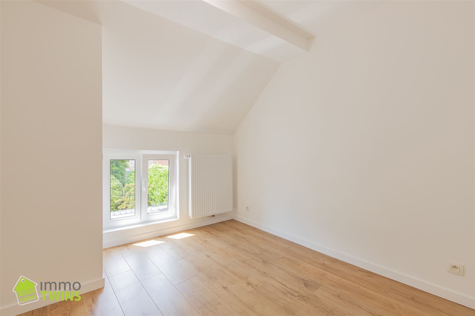 Volledig gerenoveerde woning te Hamme foto 14