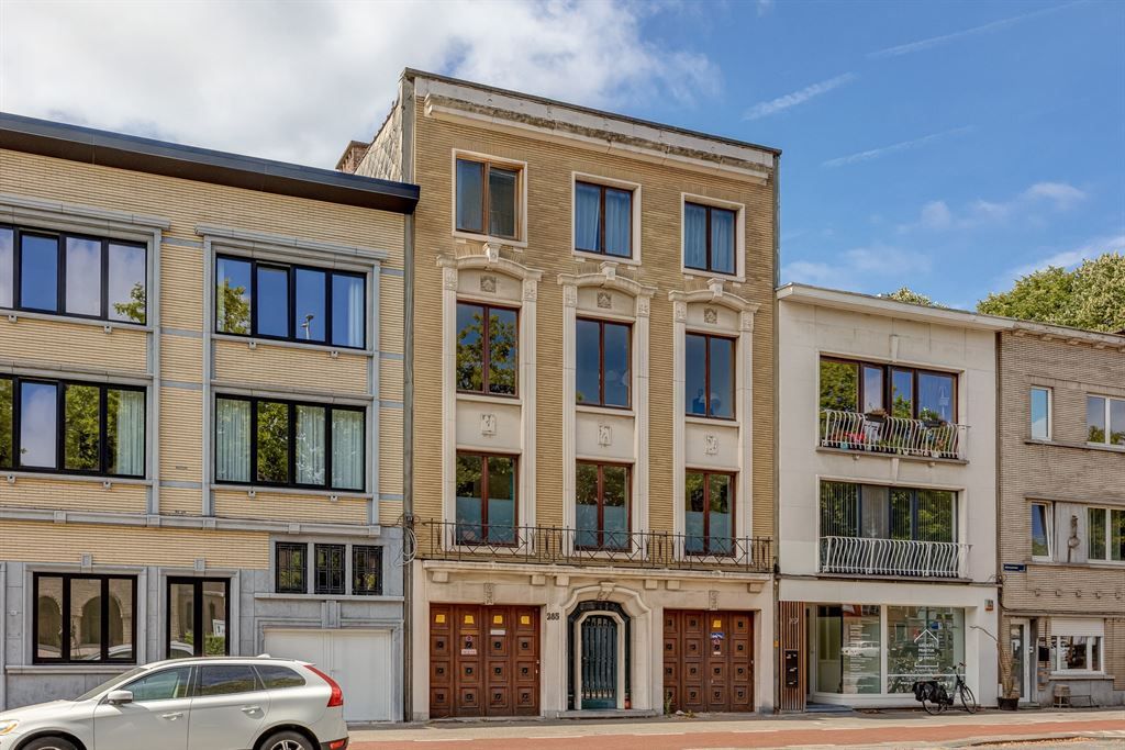 Lichtrijk appartement met ruime leefruimte foto 18