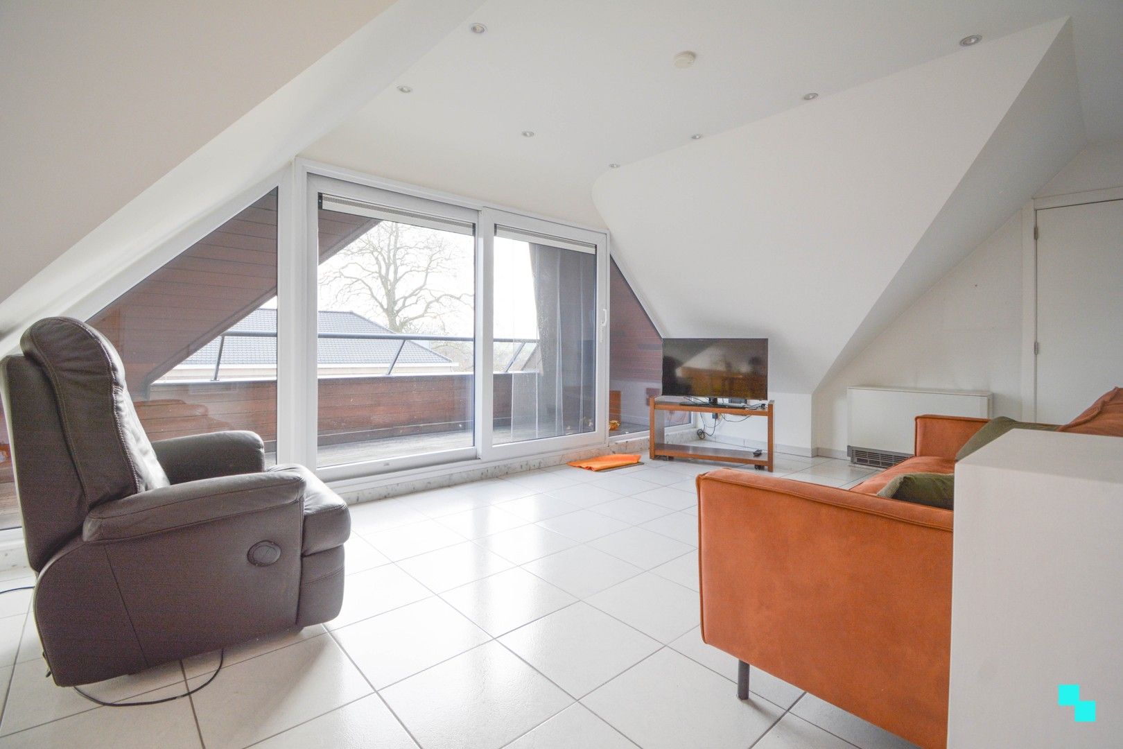 1-slaapkamer appartement met garagebox in dorpskern Gits foto 9