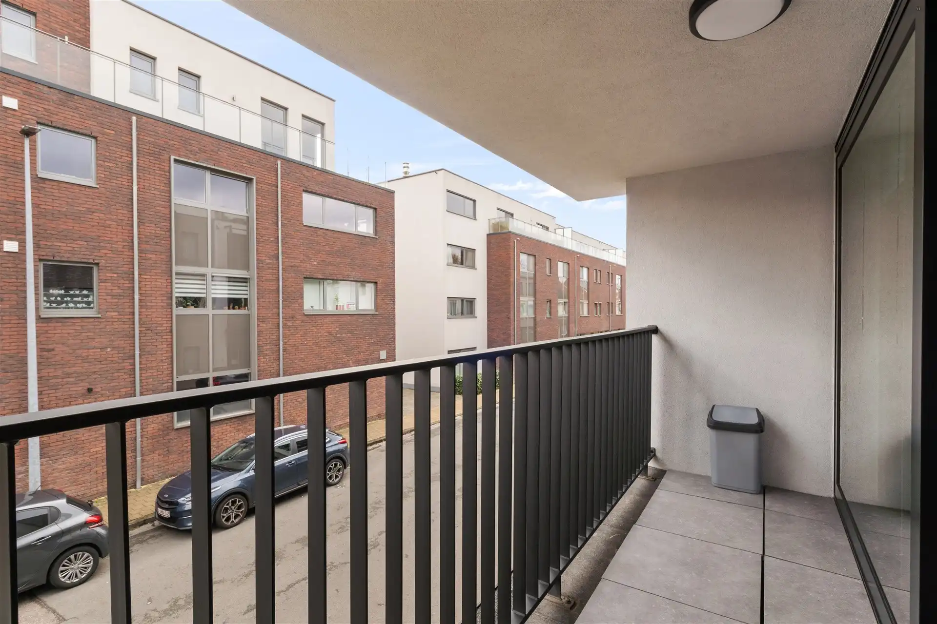 Modern tweeslaapkamer appartement te Sint-Niklaas foto 16