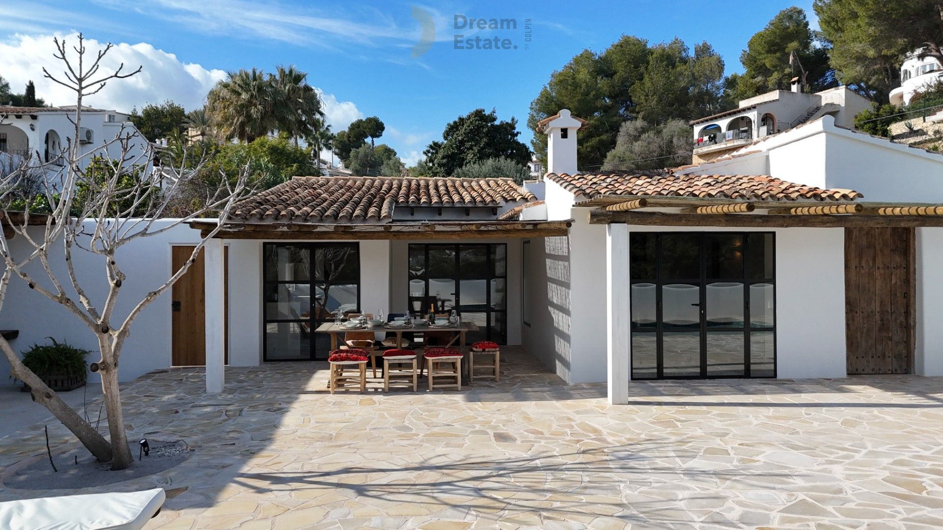 Stijlvolle Gerenoveerde Villa in Moderne Mediterrane Stijl foto 9