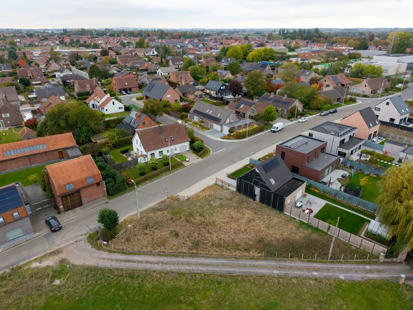 HALFOPEN NIEUWBOUWWONING MET 3 SLPKS OP 374M² foto 11