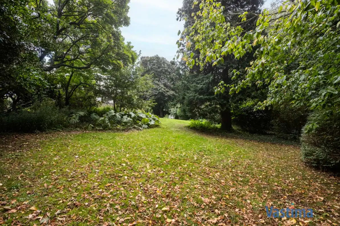 Karaktervolle villa met authentieke charme in een groene setting foto 41