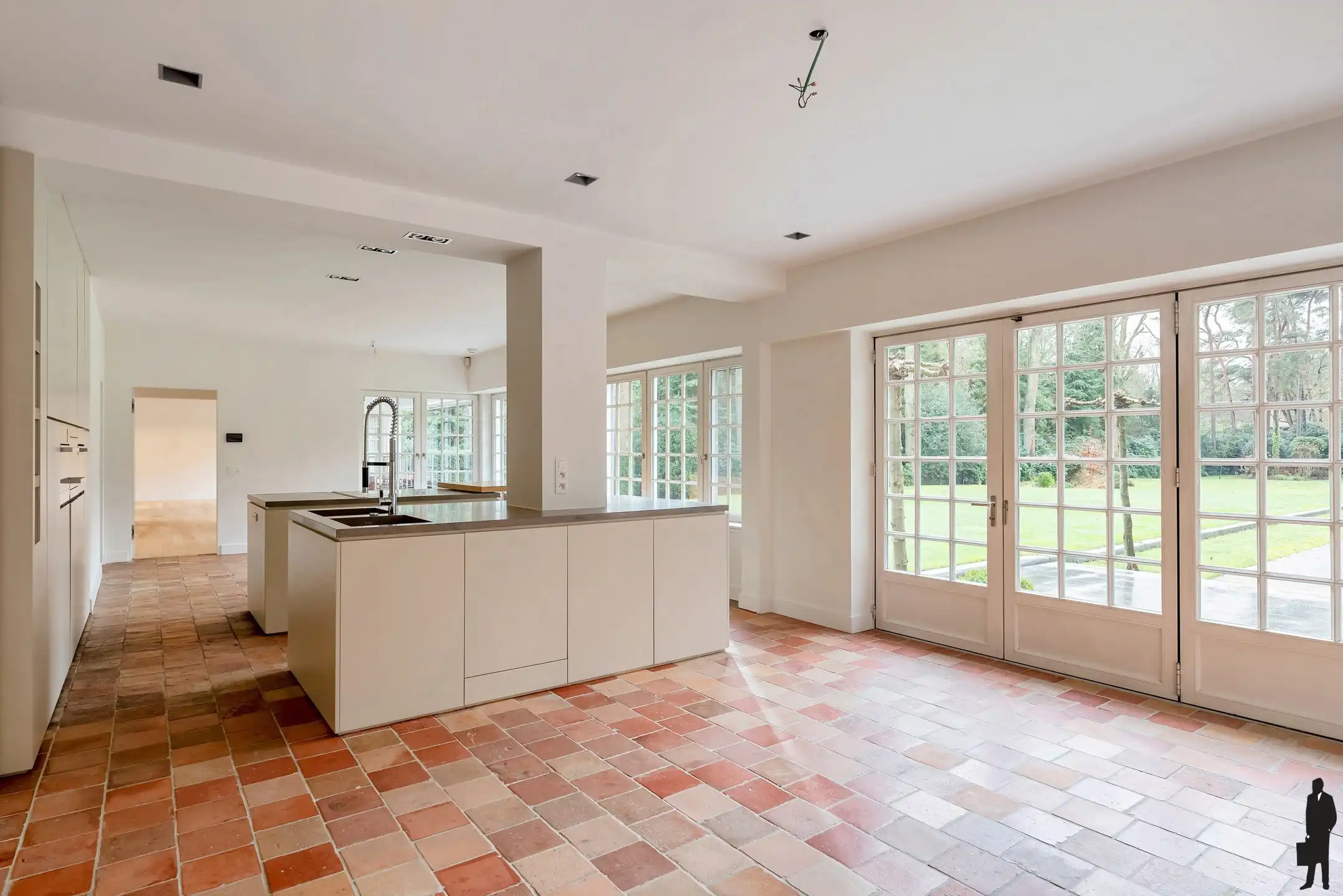 Villa met guesthouse & zwembad op 4.899 m² foto 9