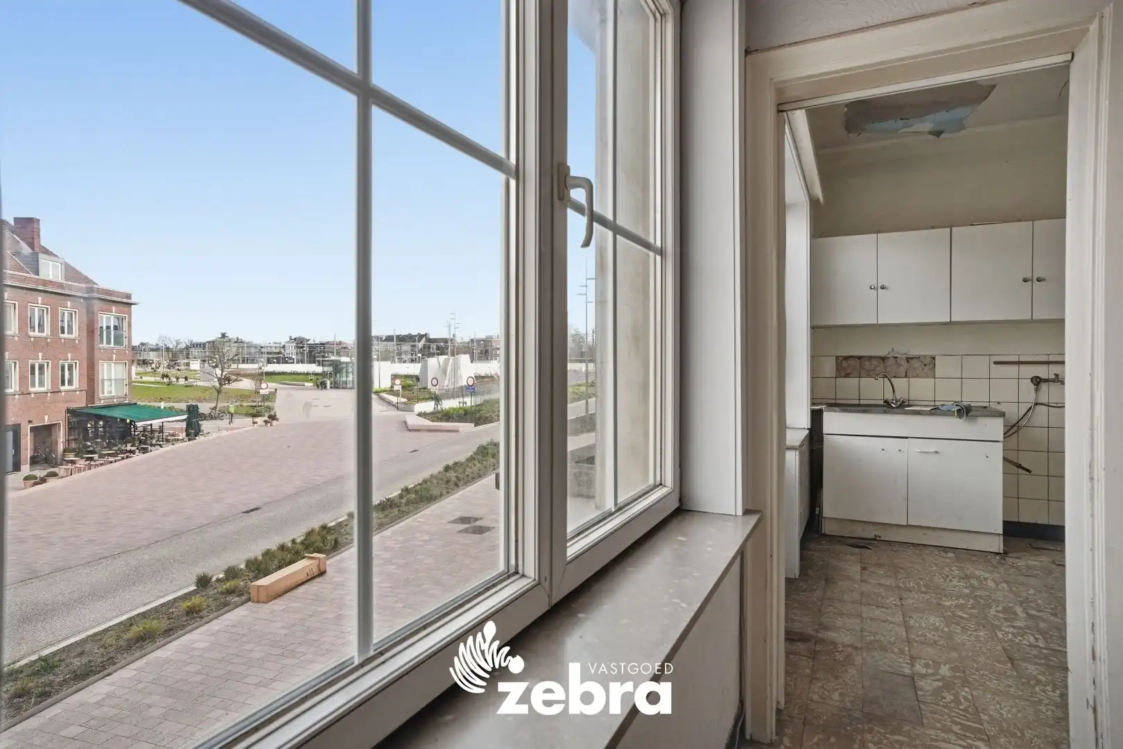 Te renoveren appartement op centrale ligging in Kortrijk! foto 10