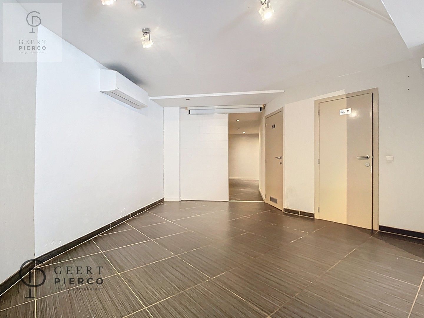 Handelszaak met woonst foto 11