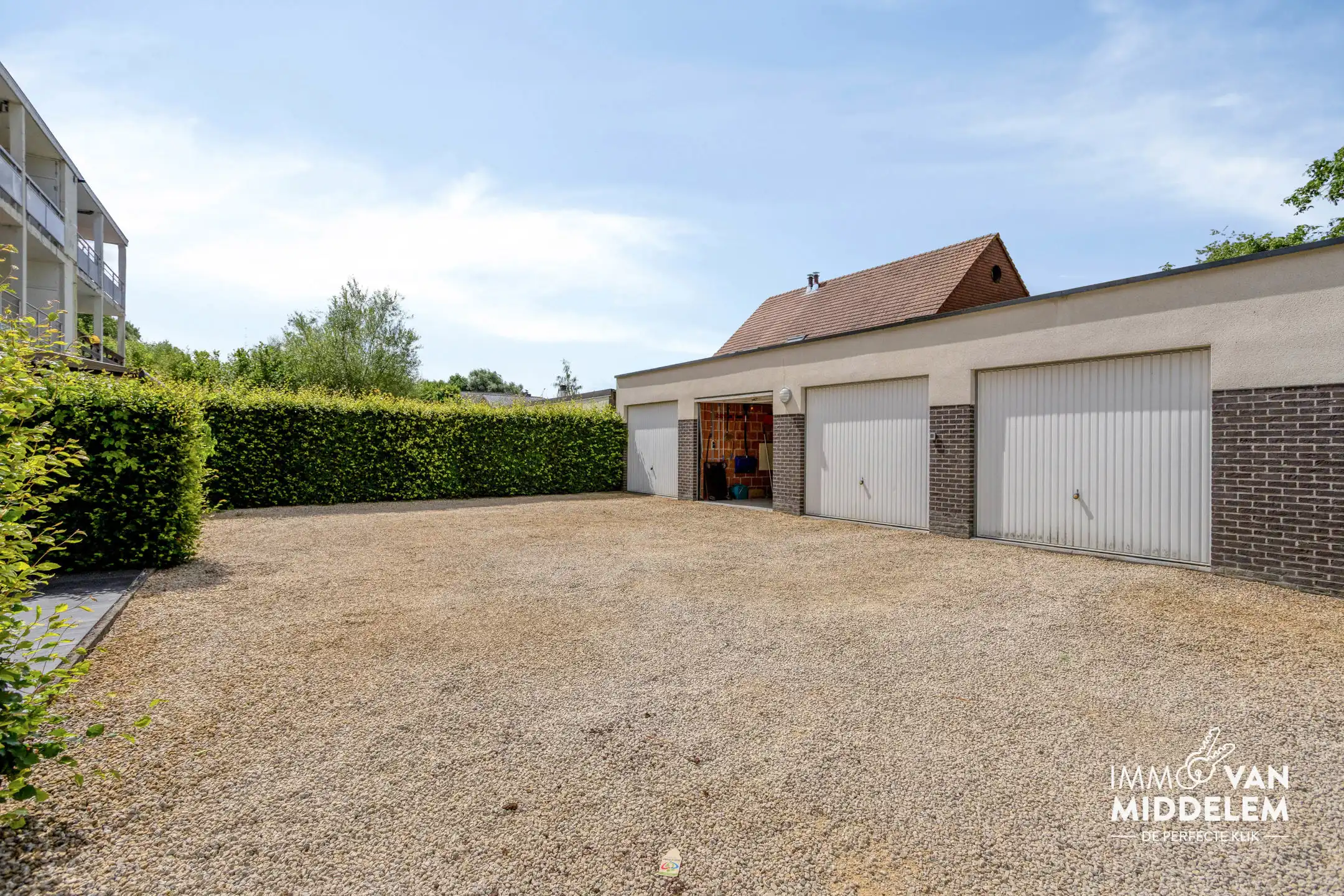 DUPLEXAPPARTEMENT MET 3 SLAAPKAMERS, GARAGE EN BERGING foto 23