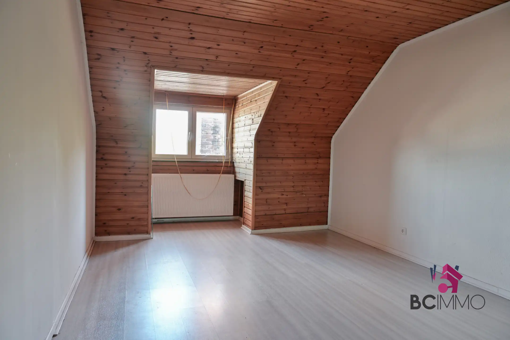 Ruim triplex appartement met terras foto 12