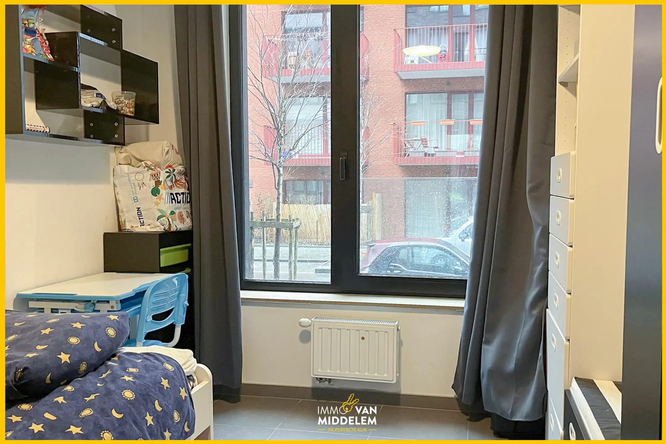 GELIJKVLOERS APPARTEMENT MET 3 SLAAPKAMERS EN STAANPLAATS foto 10