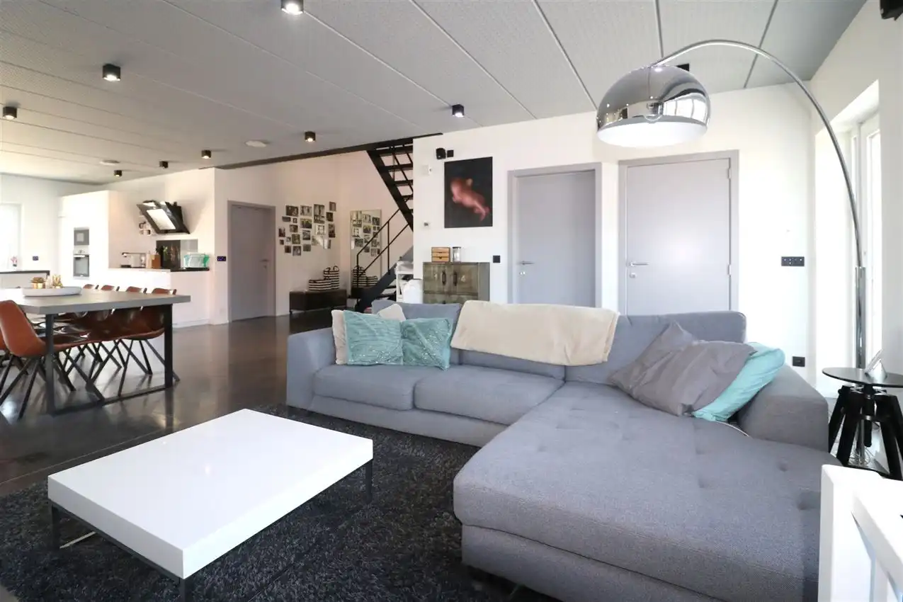 E28 | 2016/ Zonnepanelen | 3 slaapkamers | Grote tuin | Aparte garage | Nabij E314 en groen foto 62