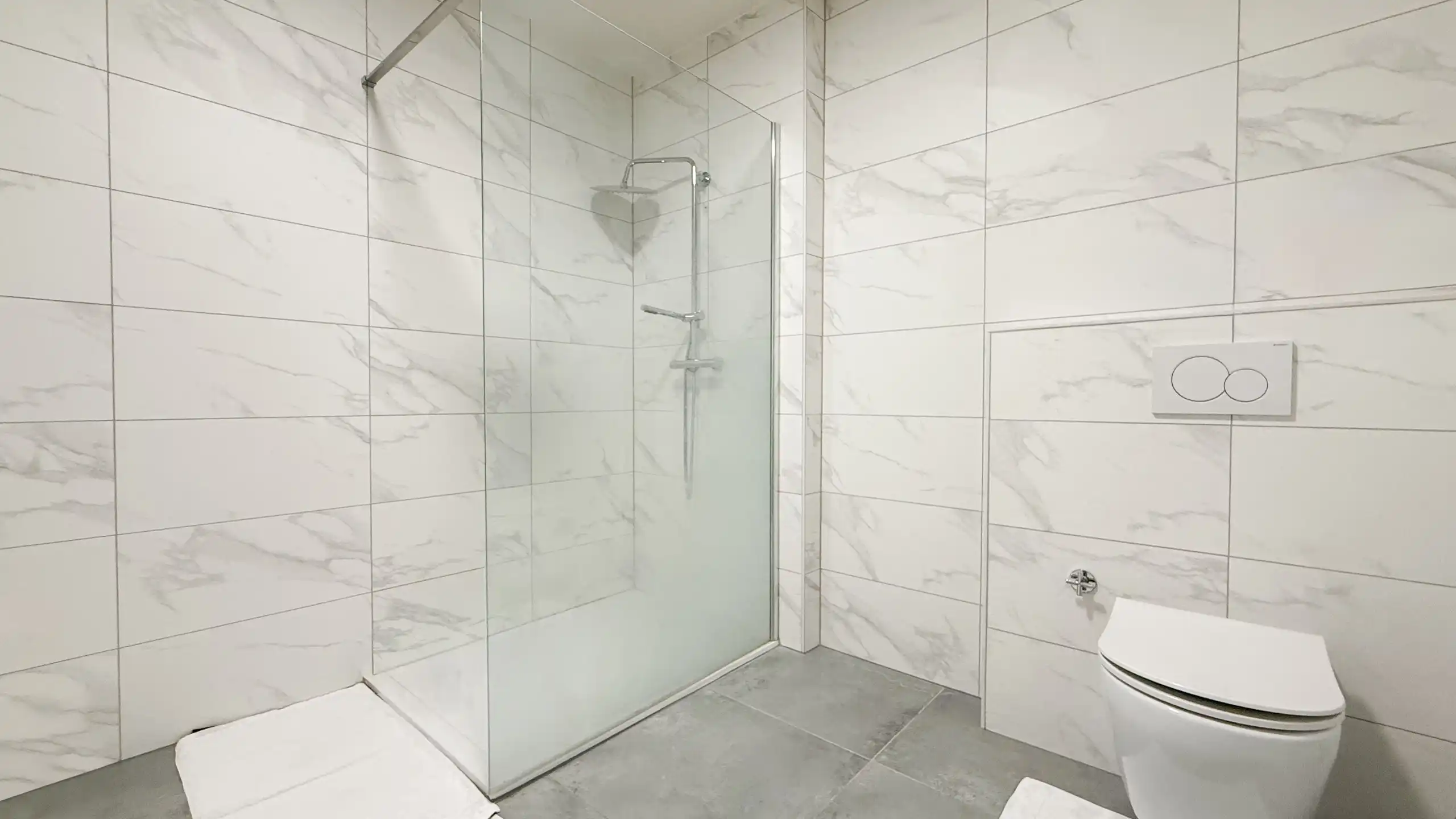 Ruim gelijkvloers app met 3slpk, tuin +terras op toplocatie! foto 15