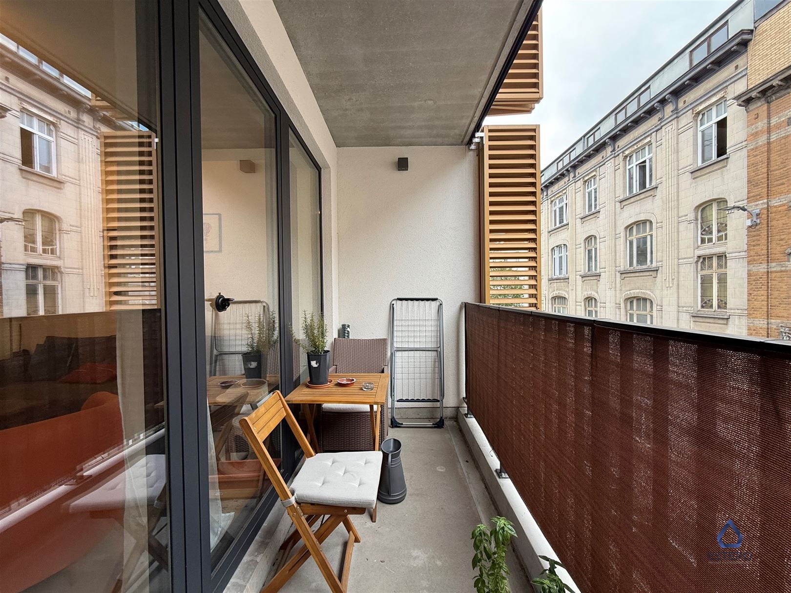 2-slaapkamerappartement met terras te Brussel  foto 9