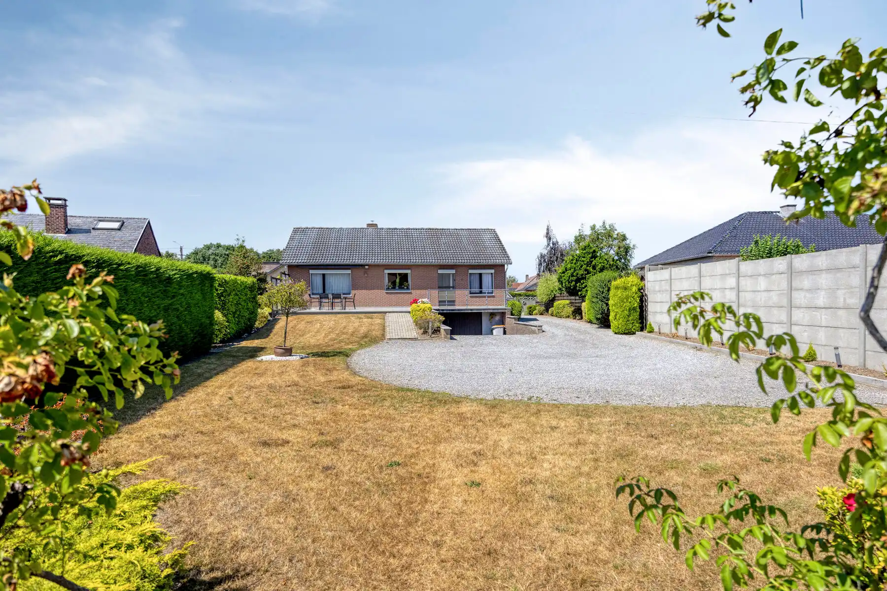 Vrijstaande woning op een perceel van 10a 20ca in een rustige, landelijke omgeving foto 27