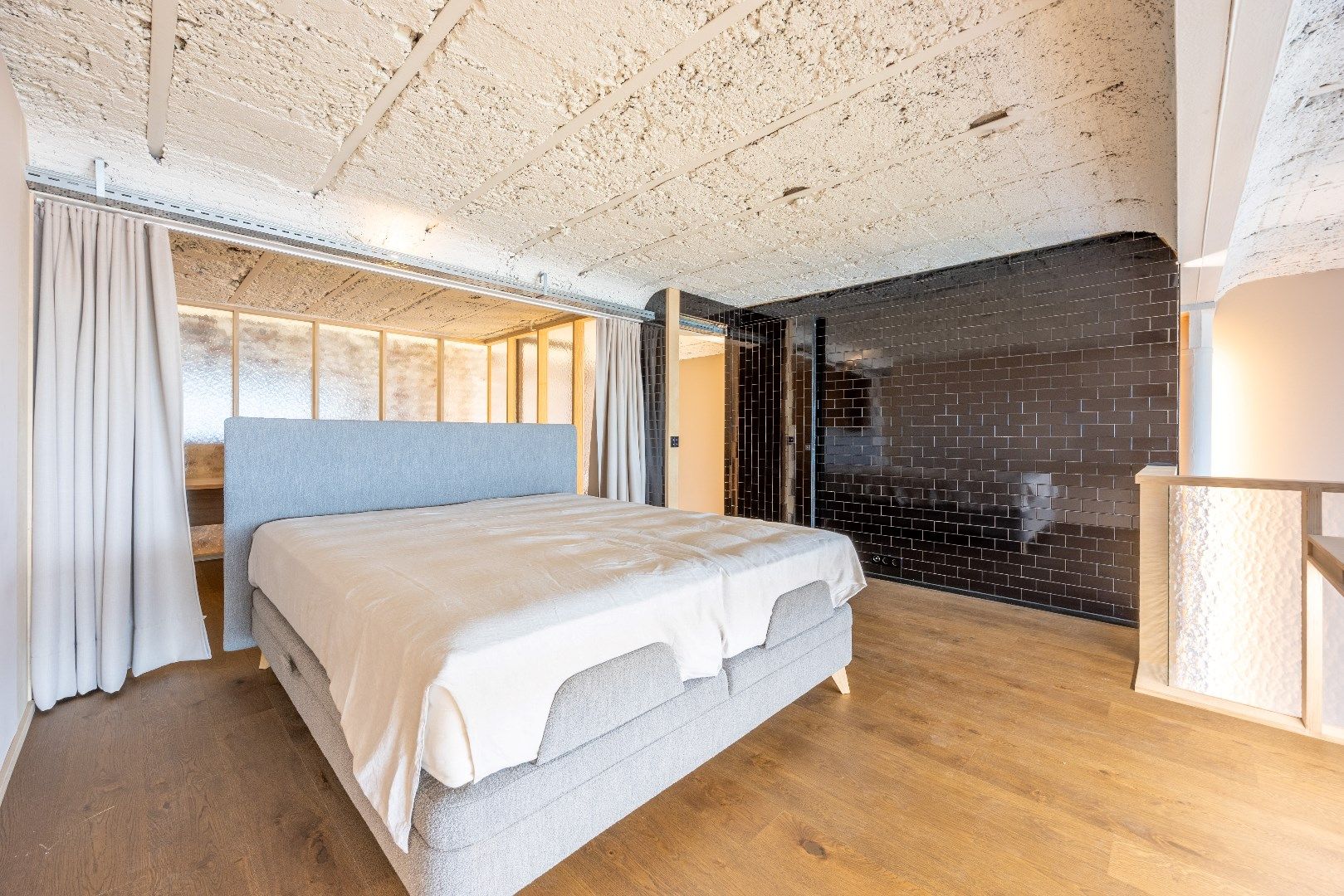 SUBLIEME LOFT MET RUIM TERRAS EN AUTOSTAANPLAATS foto 11
