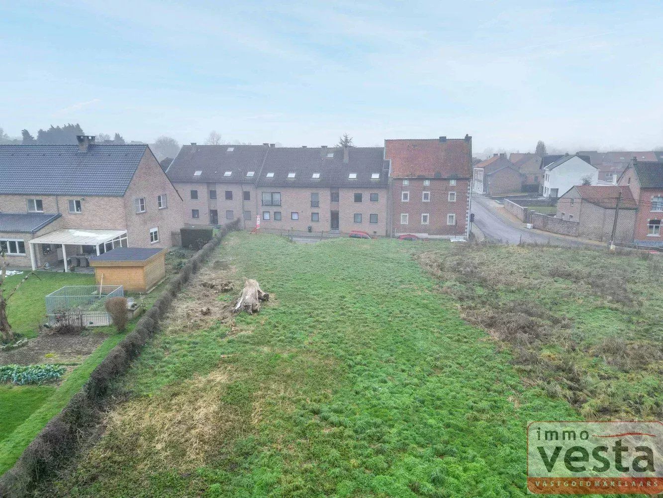 Groot perceel bouwgrond voor een open woning foto 4