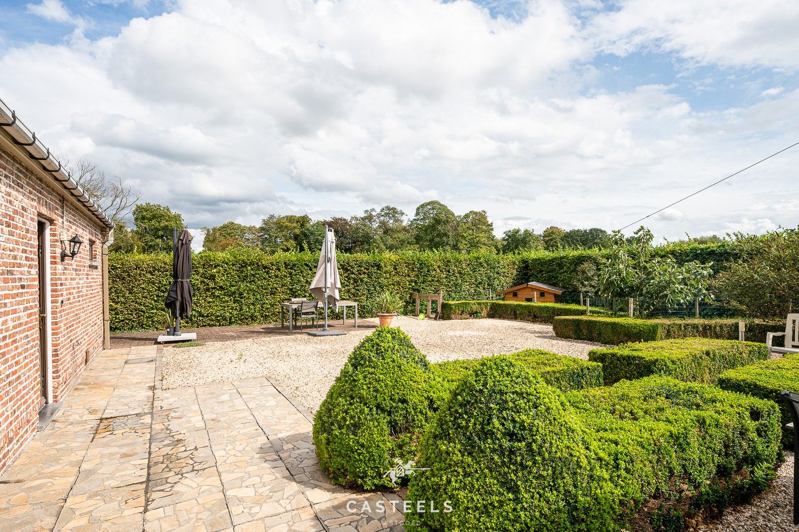 Uitzonderlijke tuinbouwsite in hartje Lochristi foto 18