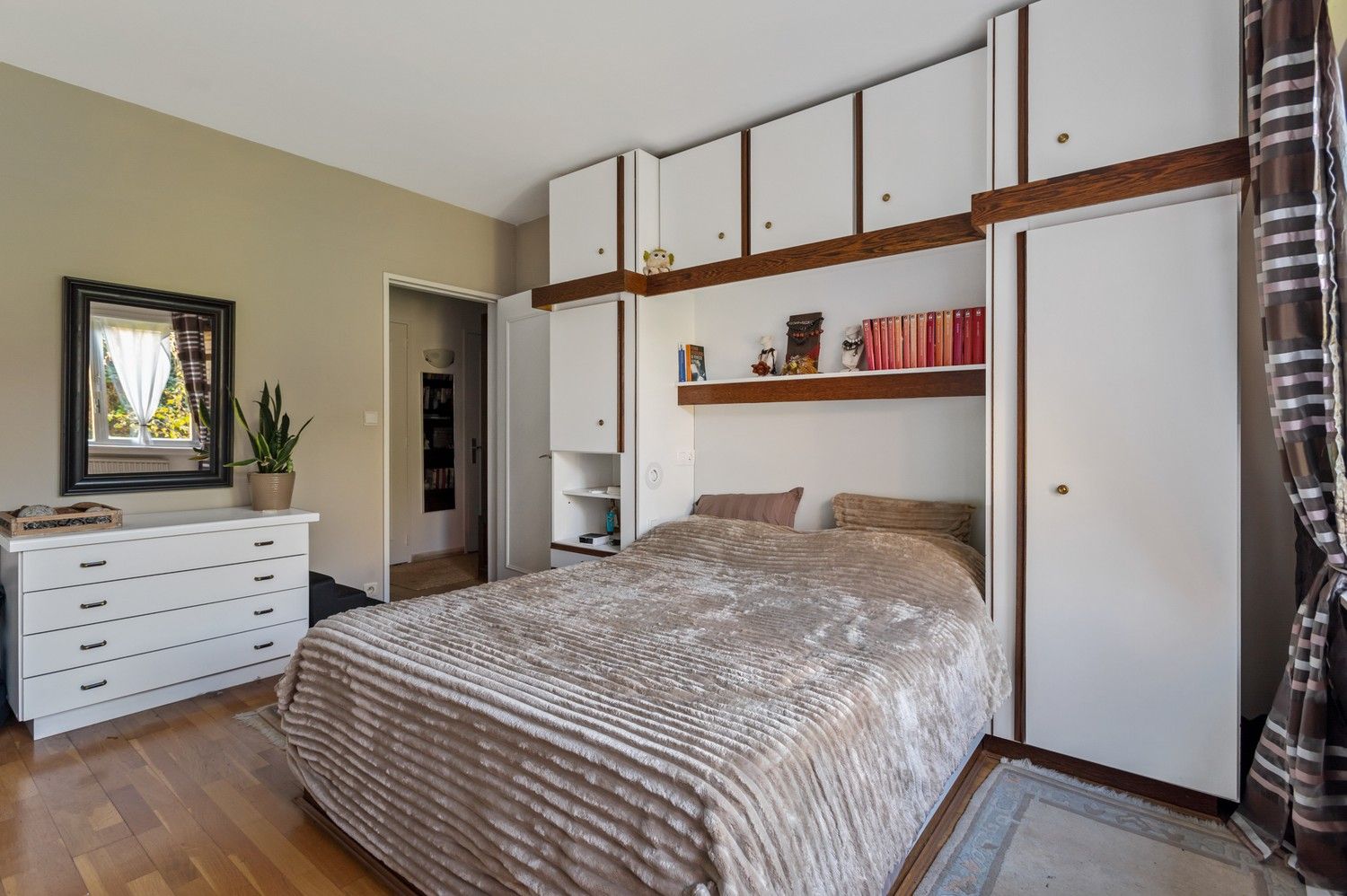 Gelijkvloers appartement met 3 SLPK, mooie tuin en garage te Deurne! foto 12