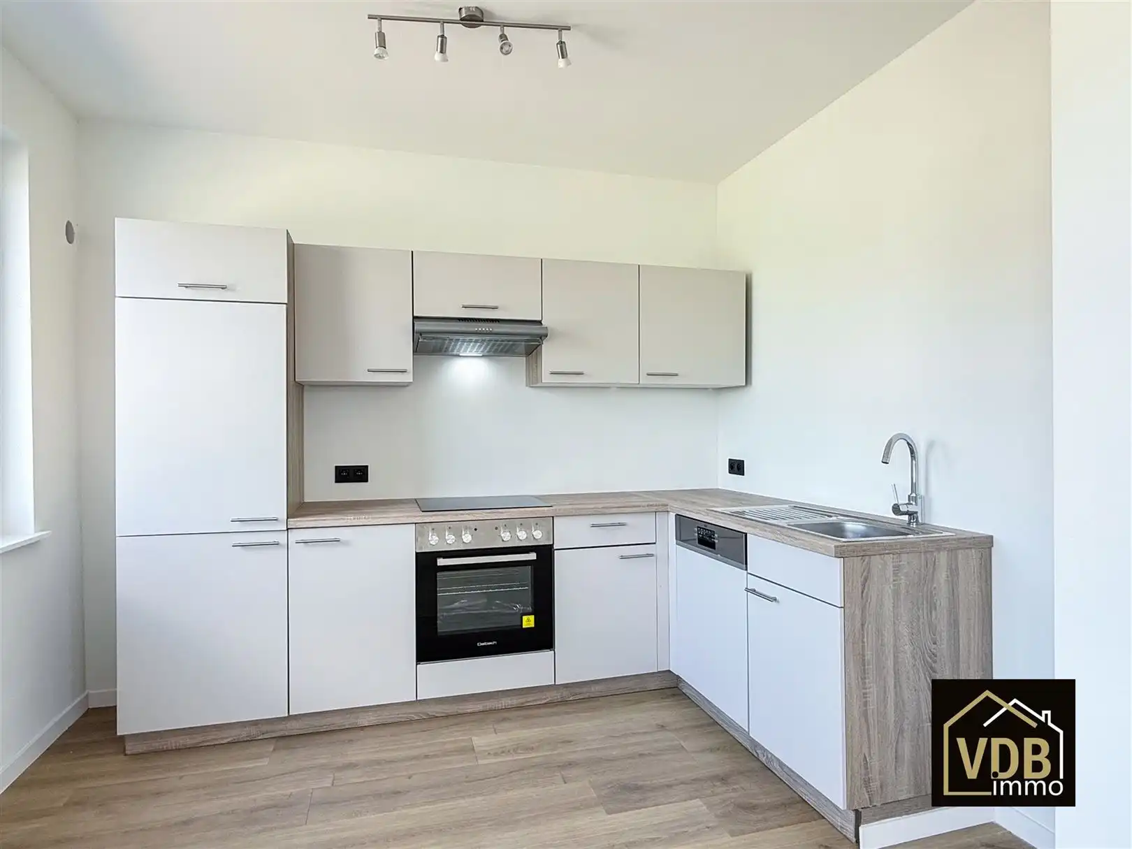 GERENOVEERD APPARTEMENT - 2 SLAAPKAMERS foto 9