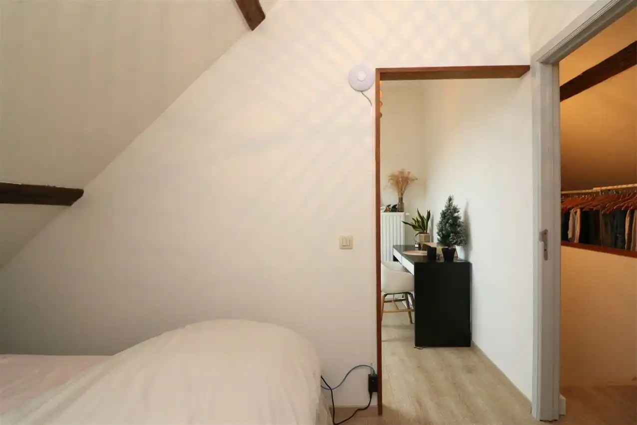 Gerenoveerde woning met tuin, centraal gelegen nabij centrum en E 314 foto 24