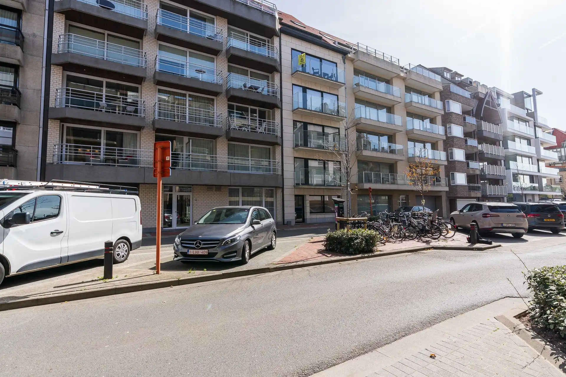 Prachtig lichtrijk appartement met 3 slaapkamers gelegen nabij het Rubensplein te Knokke foto 23