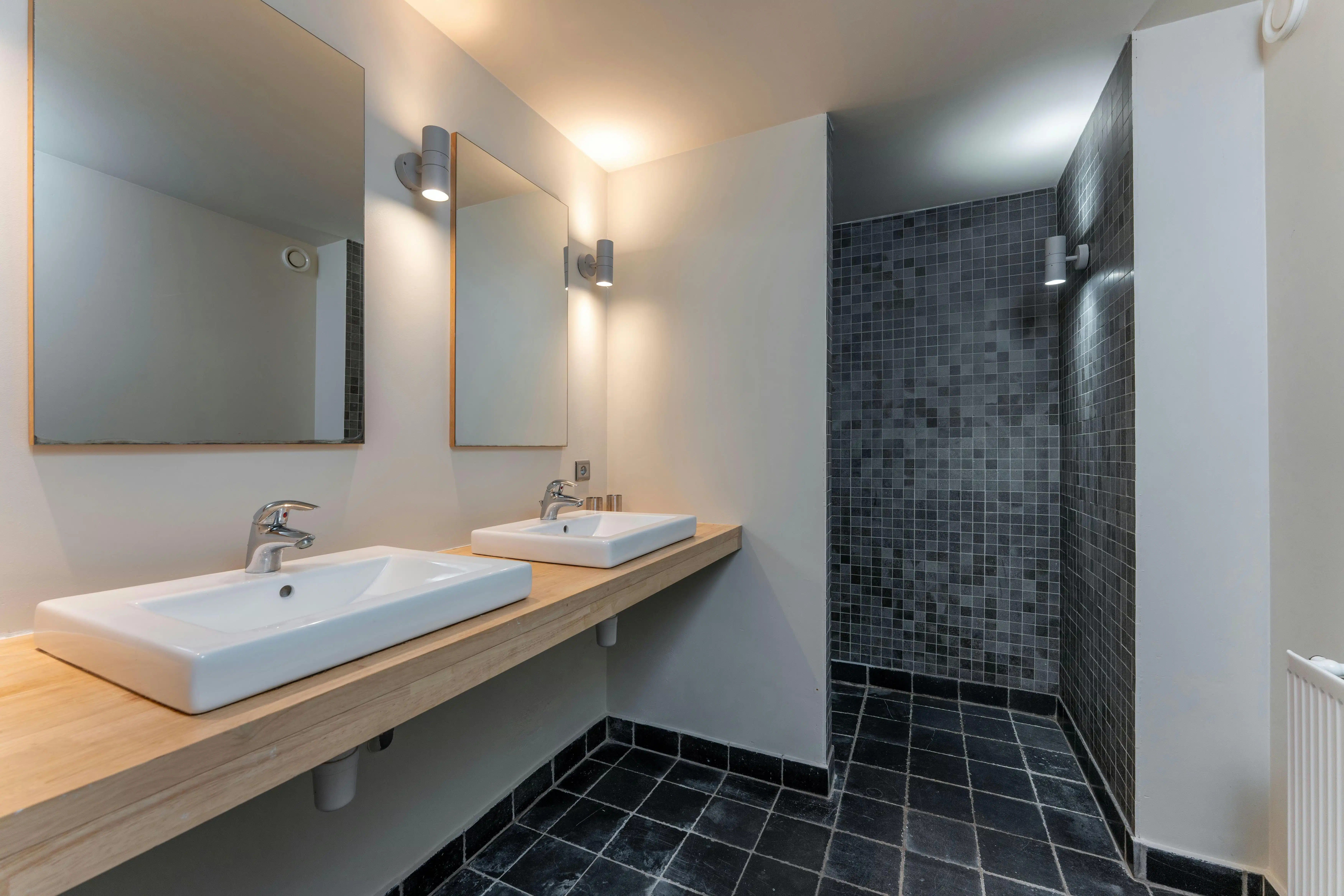 Mooi gelegen landhuis in hoevestijl te koop in Marke foto 23