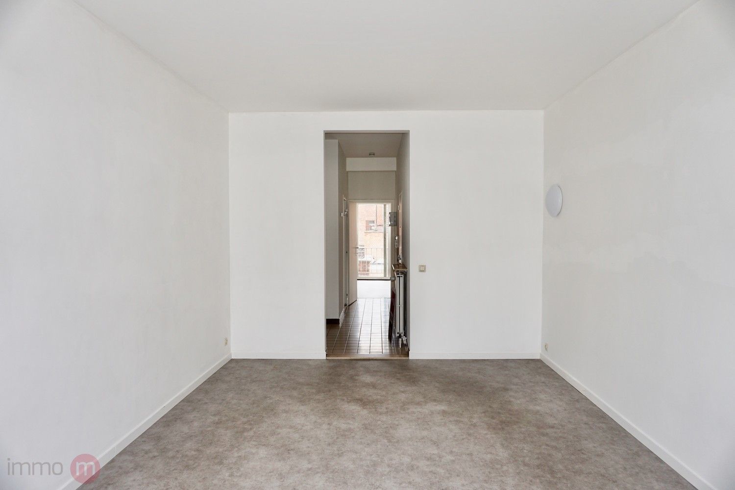 Centraal gelegen 1 slaapkamer appartement op 3 min. van het station van Leuven. foto 3