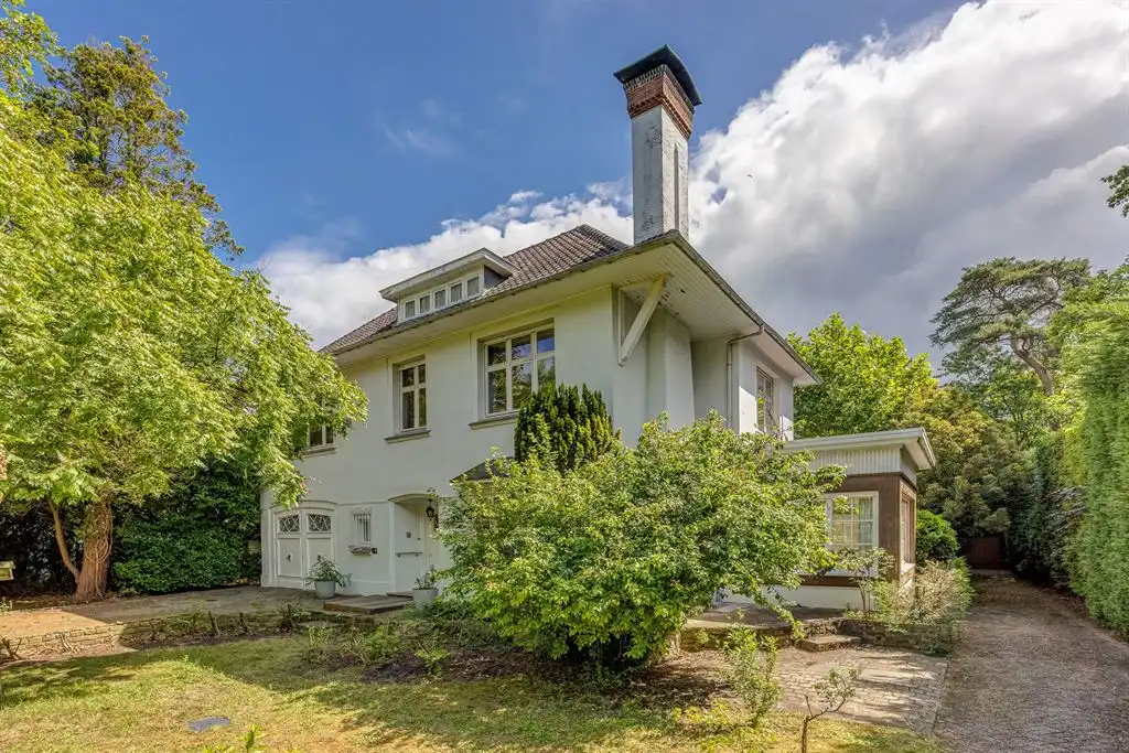 Riante jaren '30 villa te "Koningshof" foto 2