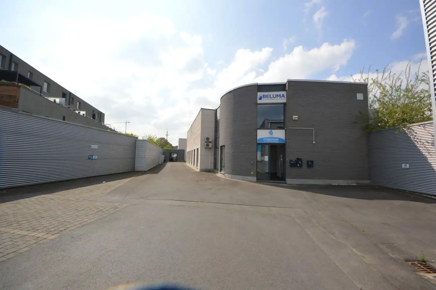 Instapklare burelen te huur in Aalst – op wandelafstand van het station MET OPTIONEEL MAGAZIJN foto 3