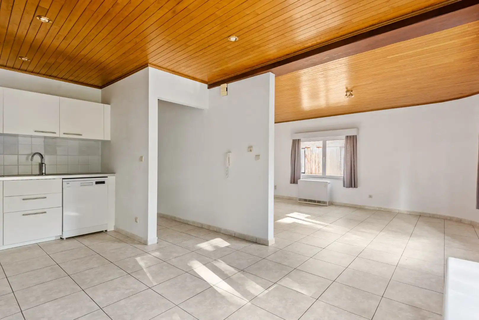 Appartementsgebouw met 2 garageboxen foto 8