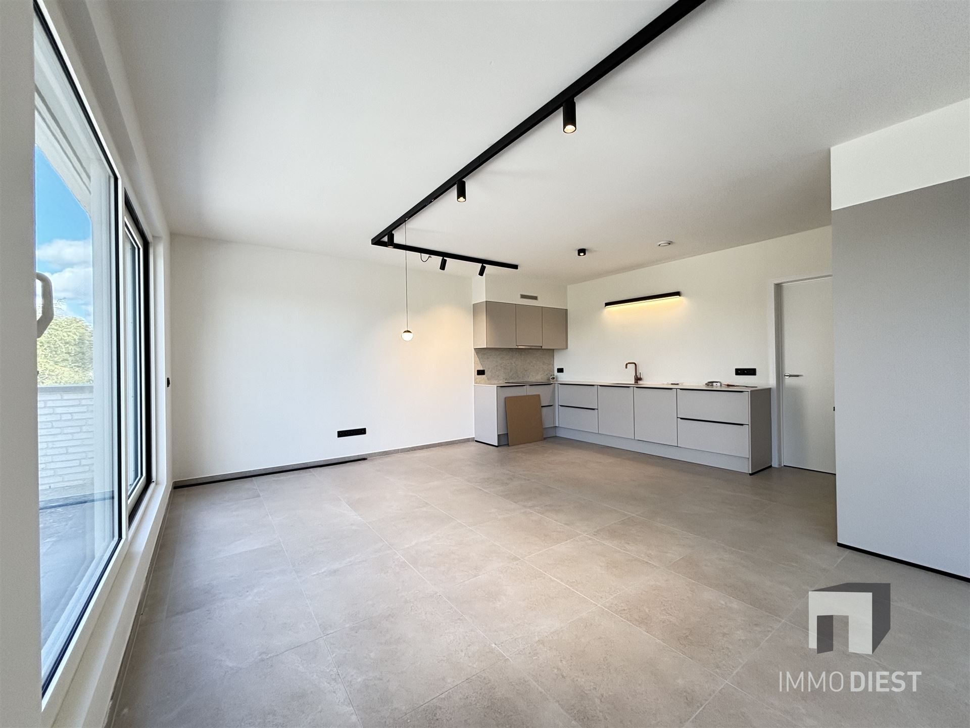 Luxueus appartement dichtbij het centrum van Tessenderlo foto {{pictureIndex}}